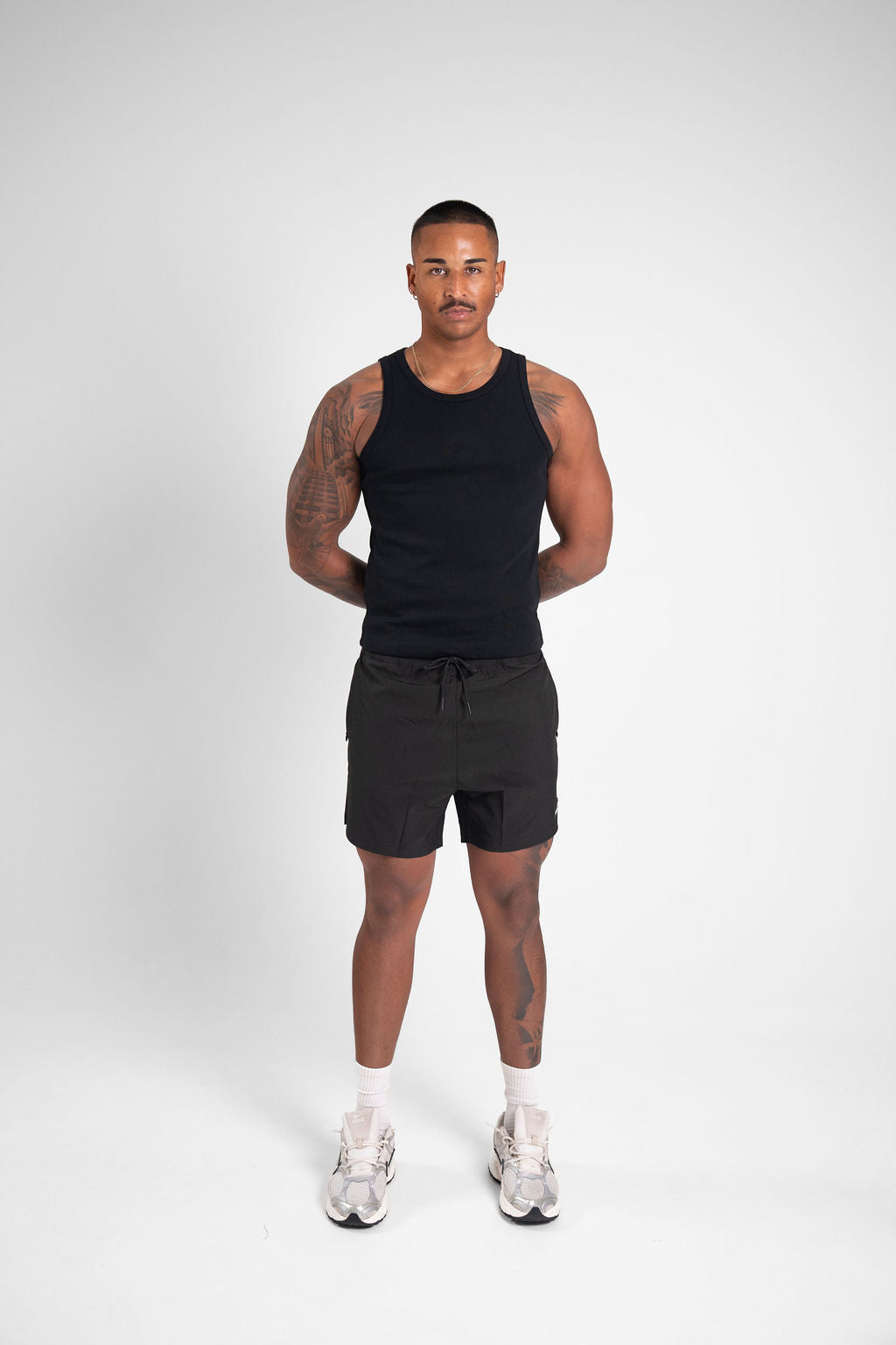 THE TANK - Black