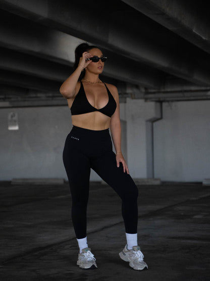 Essential Legging - Black