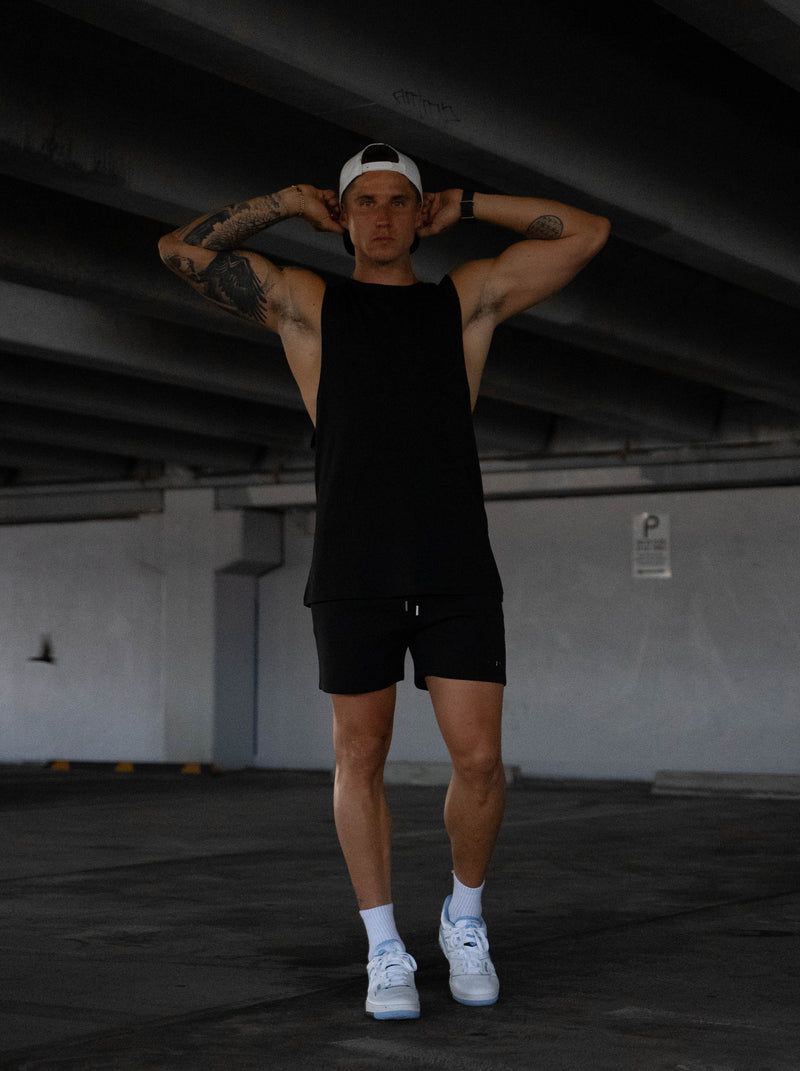 Essential Cutoff - Black