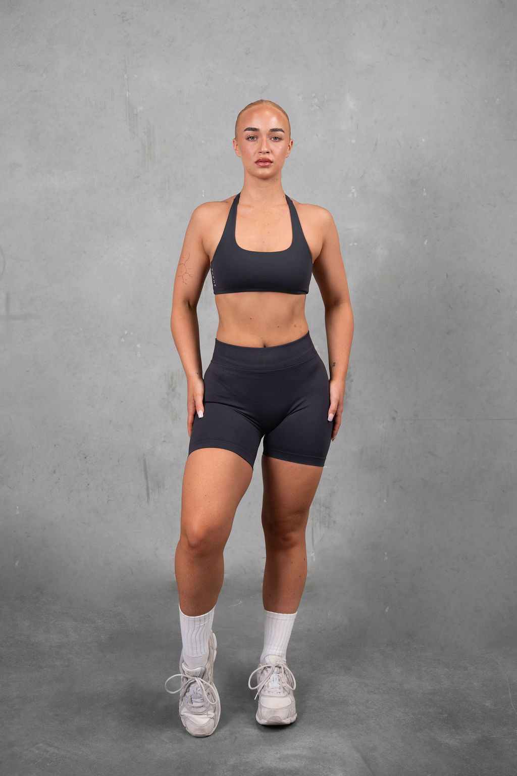 Lift Womens Short - Charcoal