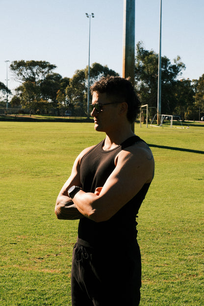 THE TANK - Black